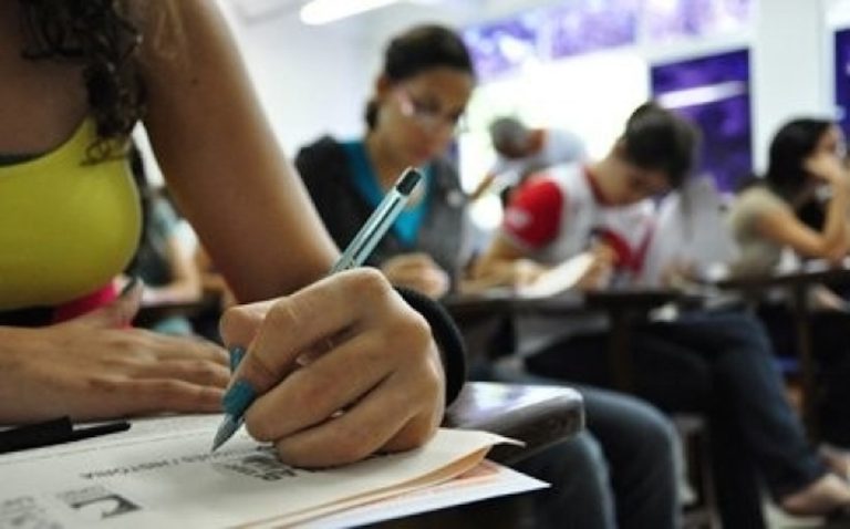 estudante ensino medio enem