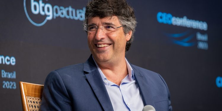 André Esteves
