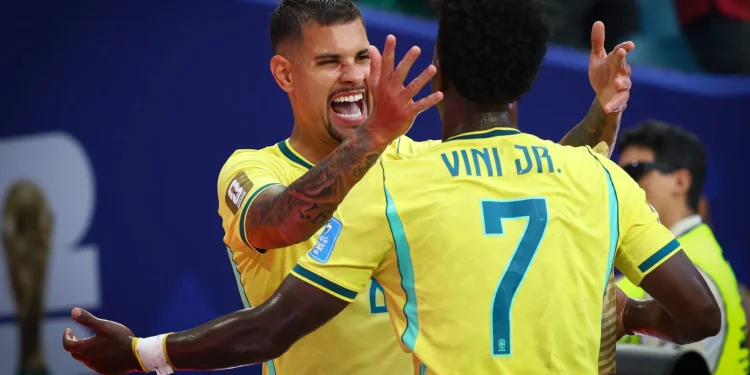 vini jr e bruno guimaraes seleção brasileira futebol