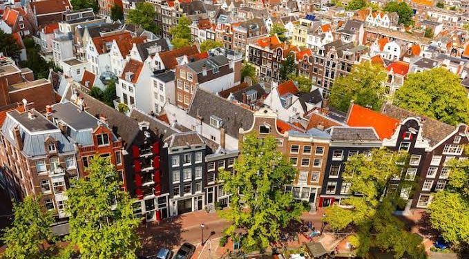 holanda pais clt salario