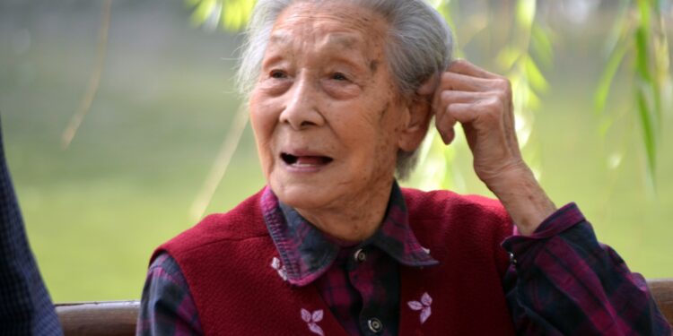 idosa 100 anos
