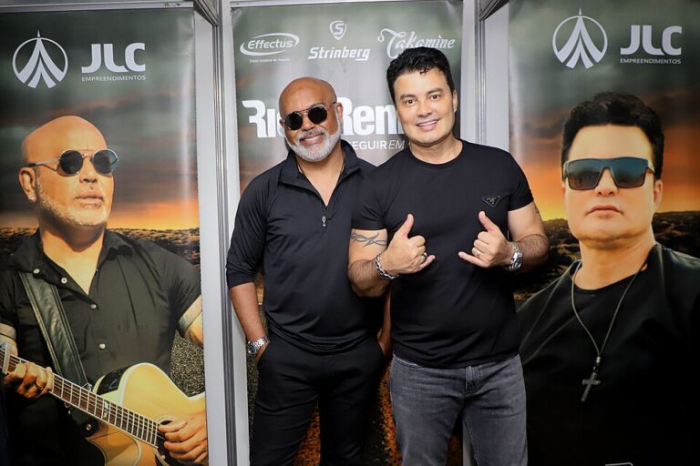 Rick ligou casa noturna pedir