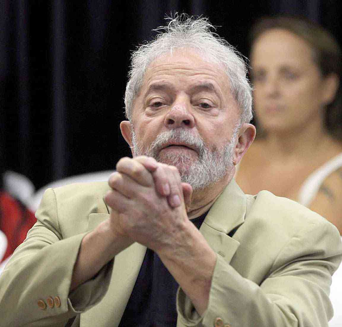 TSE deve julgar amanhã registro de Lula
