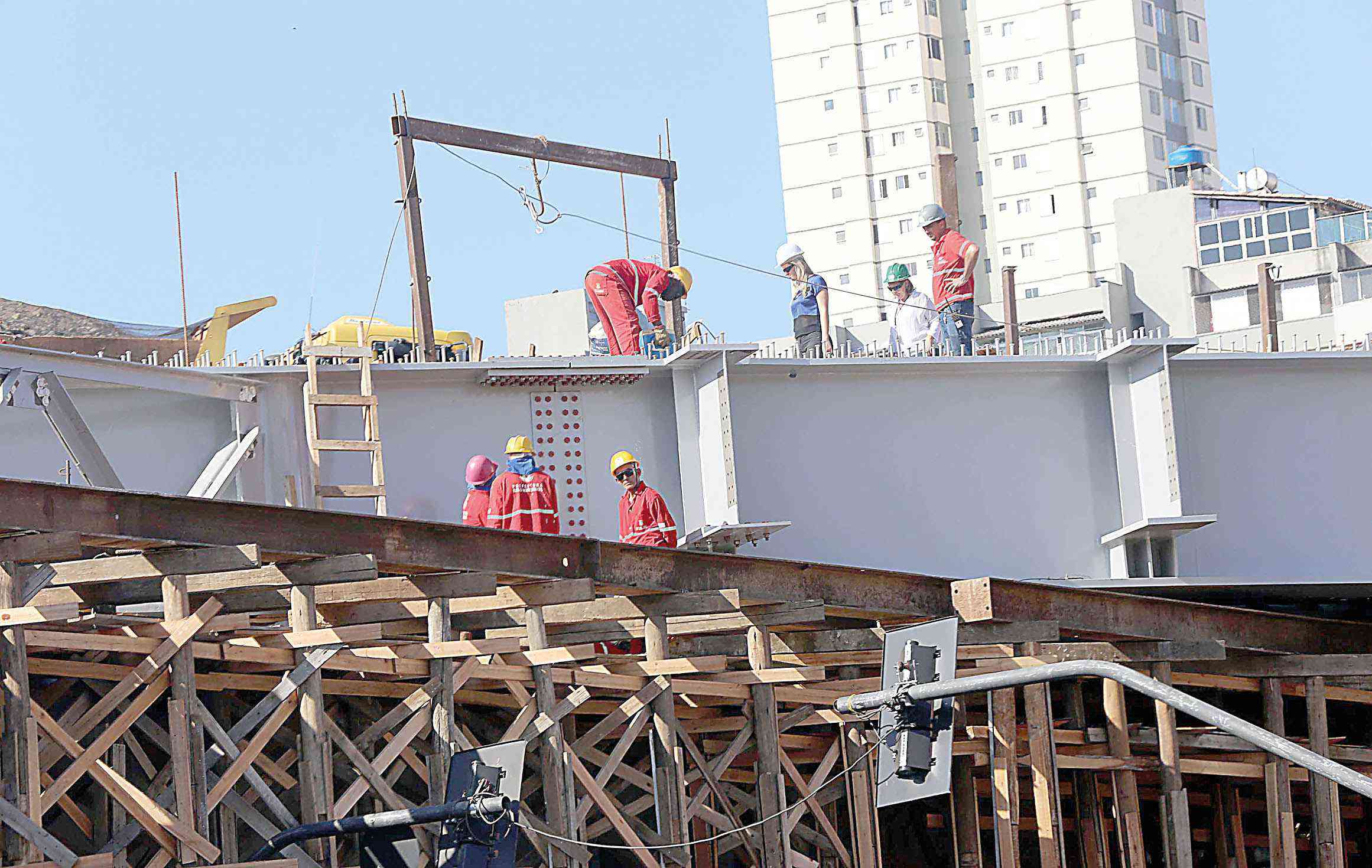 Construção elimina 109 mil vagas em um ano no Brasil