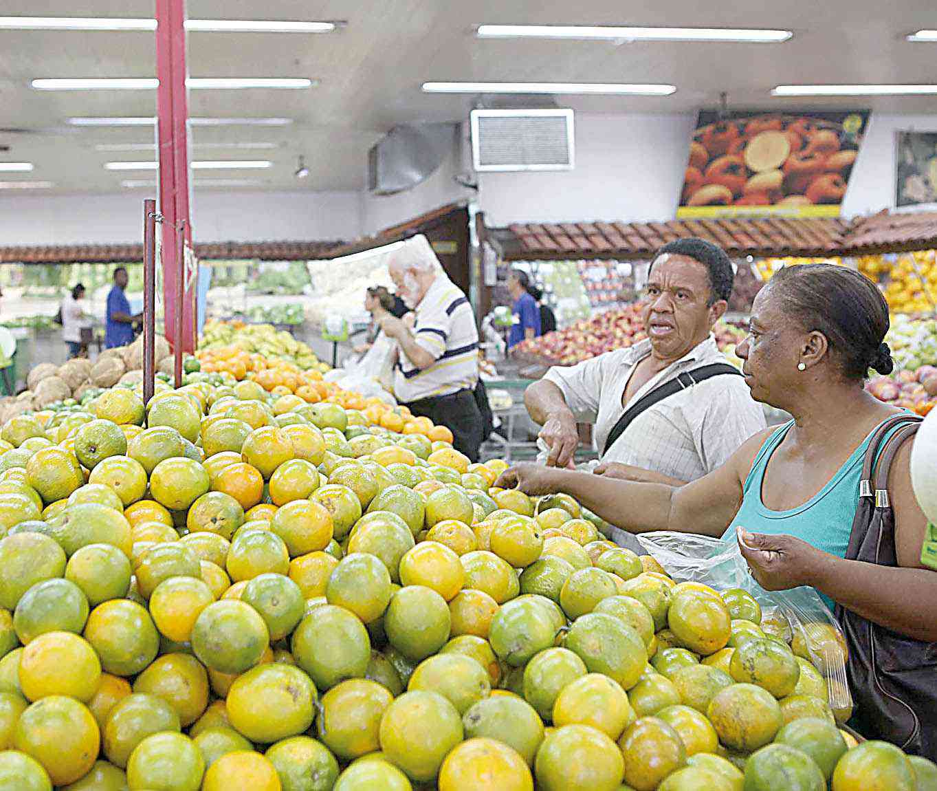 População mais pobre sentiu menos o peso da inflação