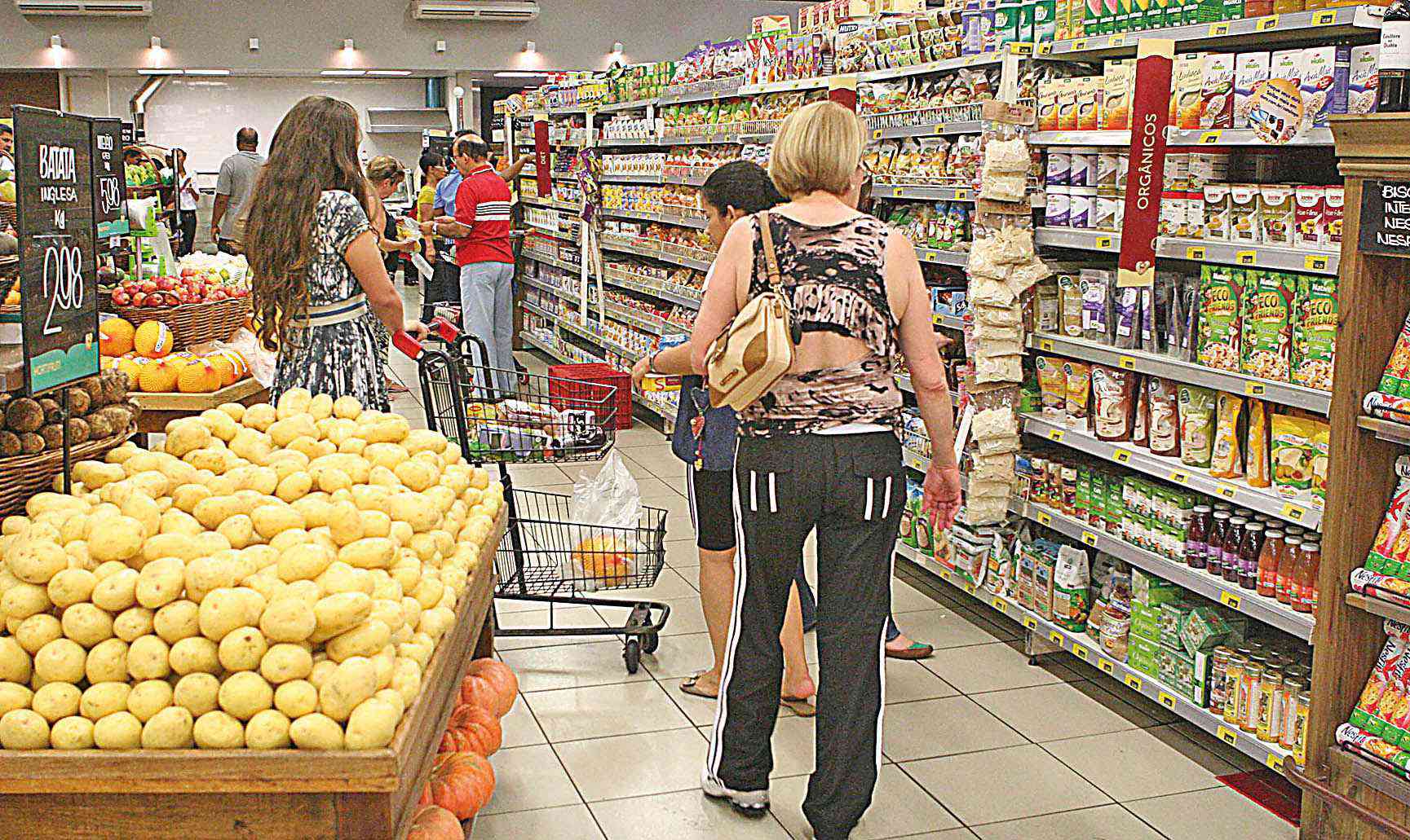 Lojas abertas superam fechadas em Minas