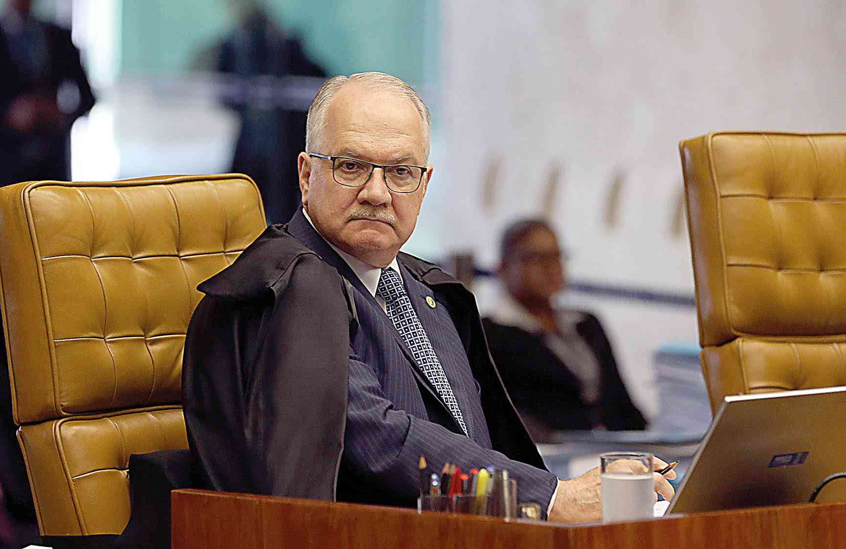 Fachin dá prazo de 15 dias para a PGR denunciar Temer