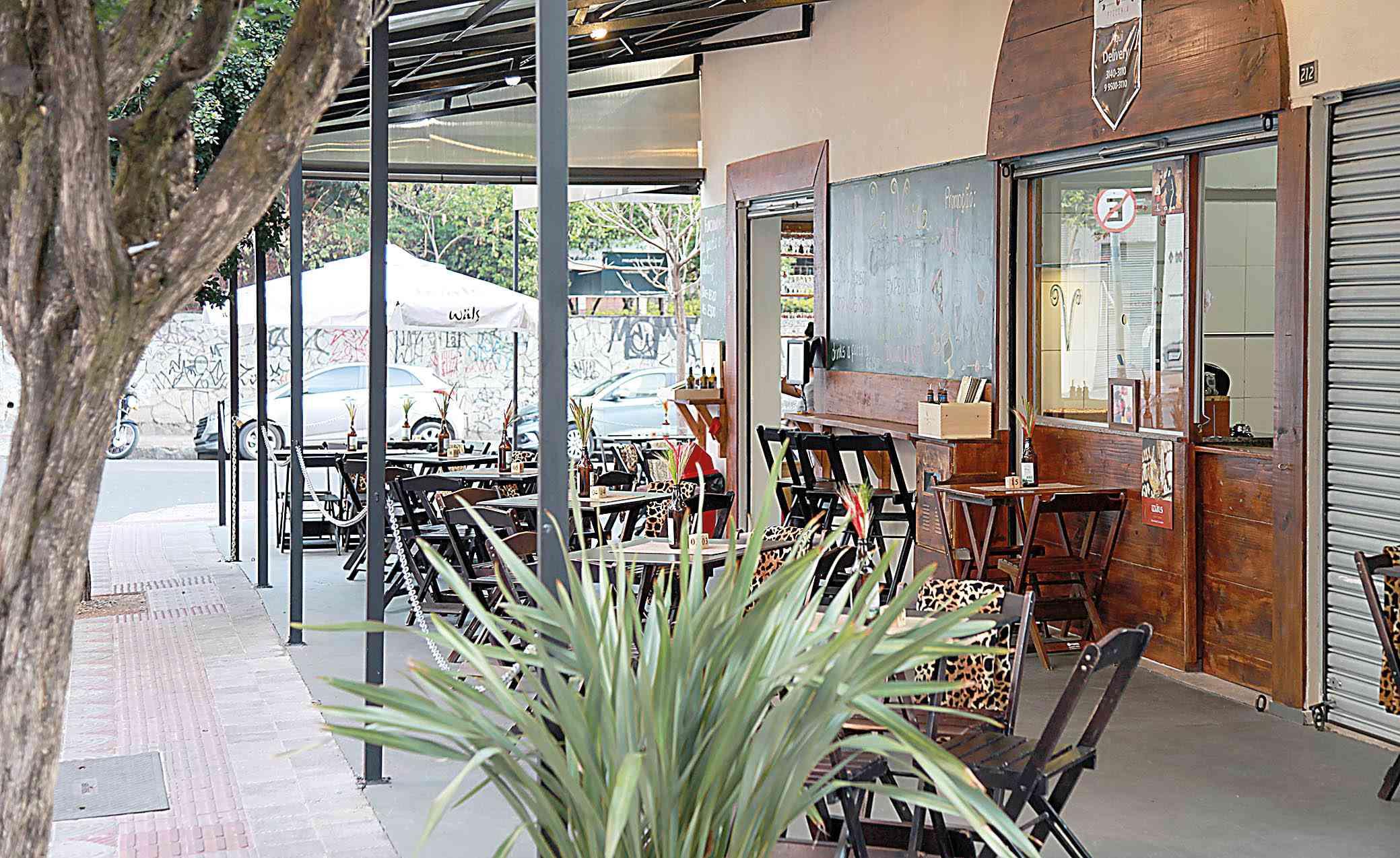 La Vera reformula unidade e lança pizza bar no Anchieta