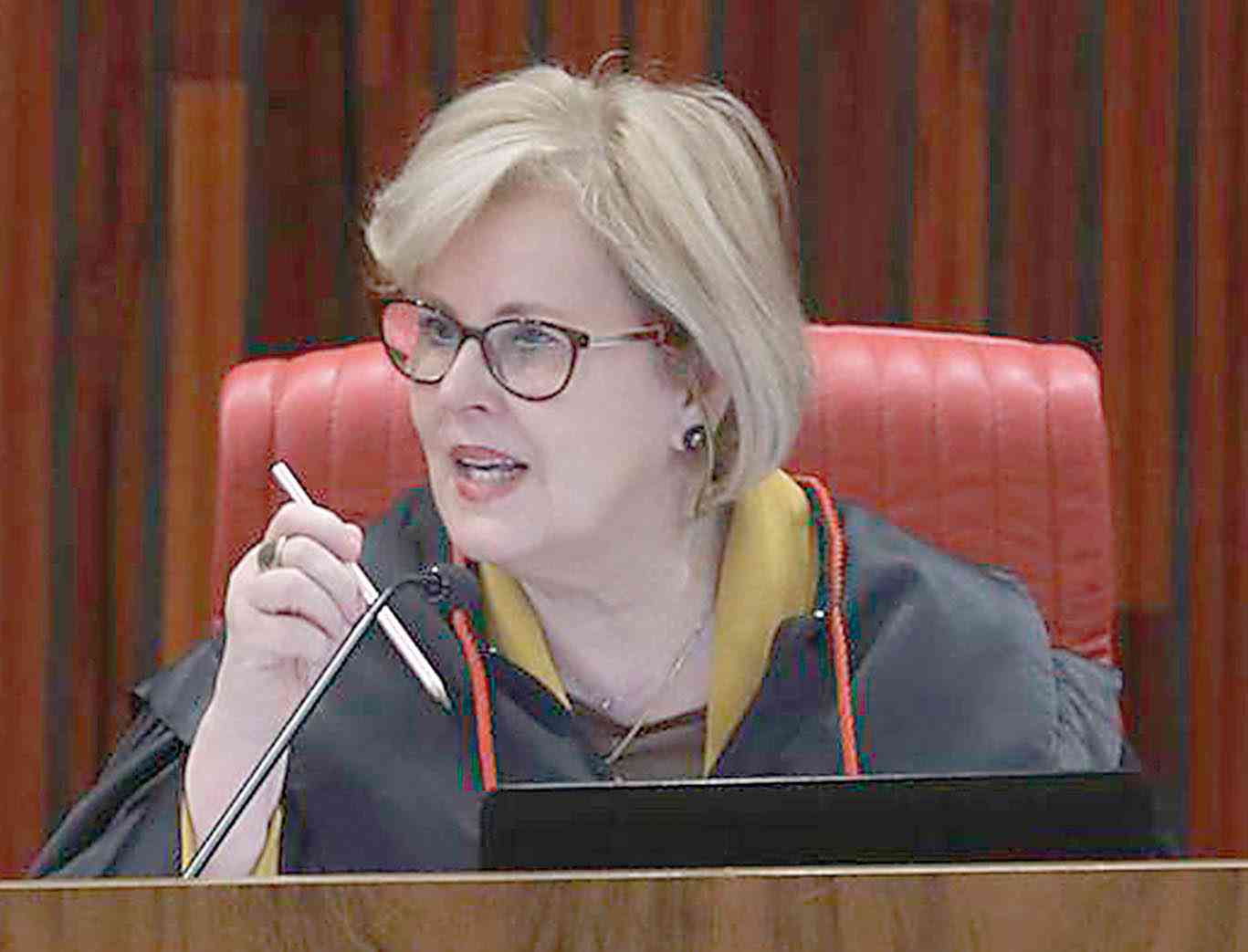 Rosa Weber descarta risco de fraude em  urna eletrônica