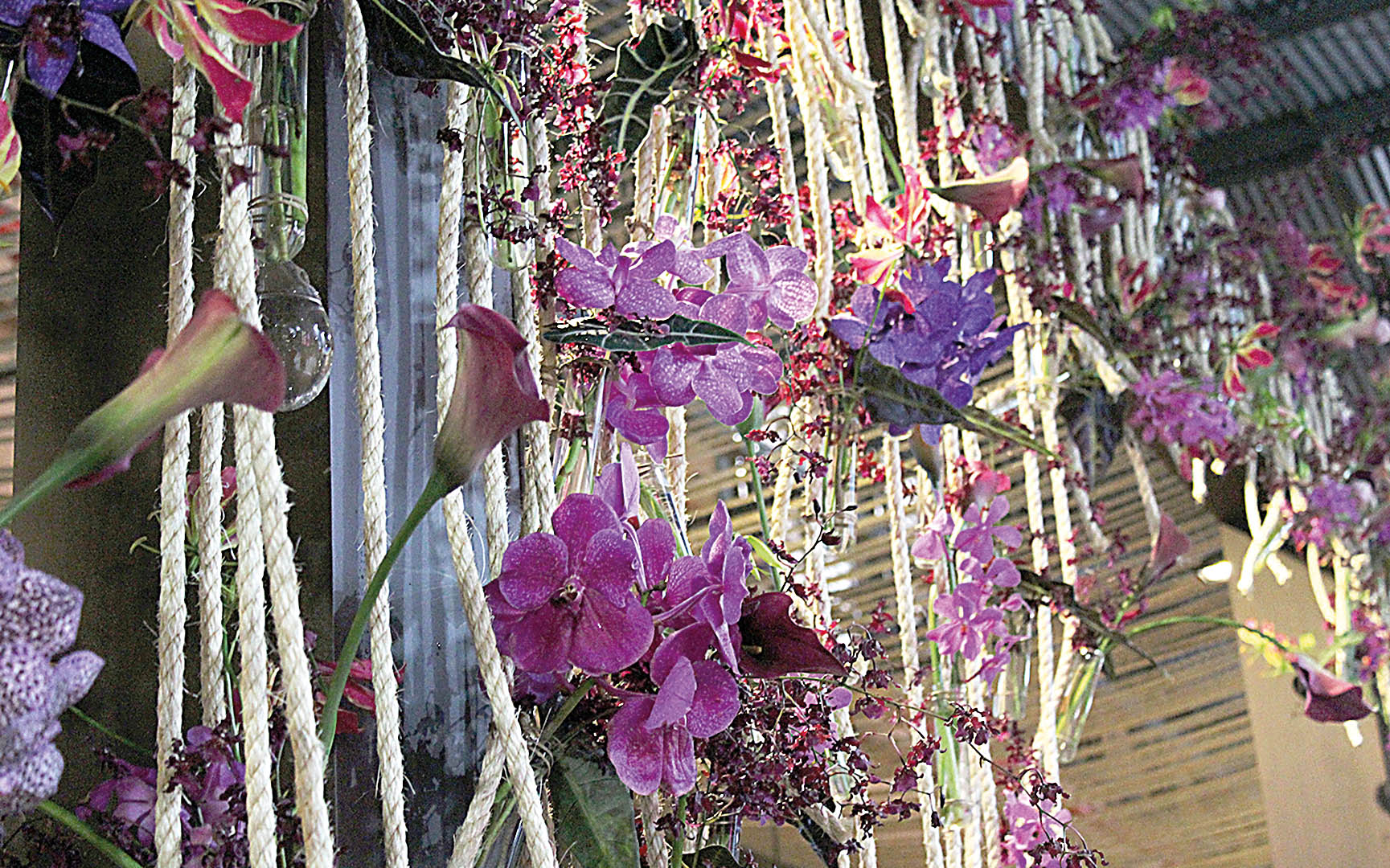 Primavera amplia as opções de decoração para os casamentos