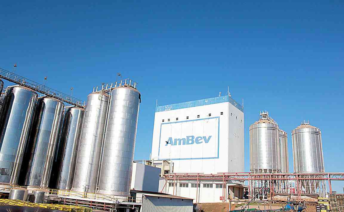 Lucro líquido da Ambev recua 10,2% no tri