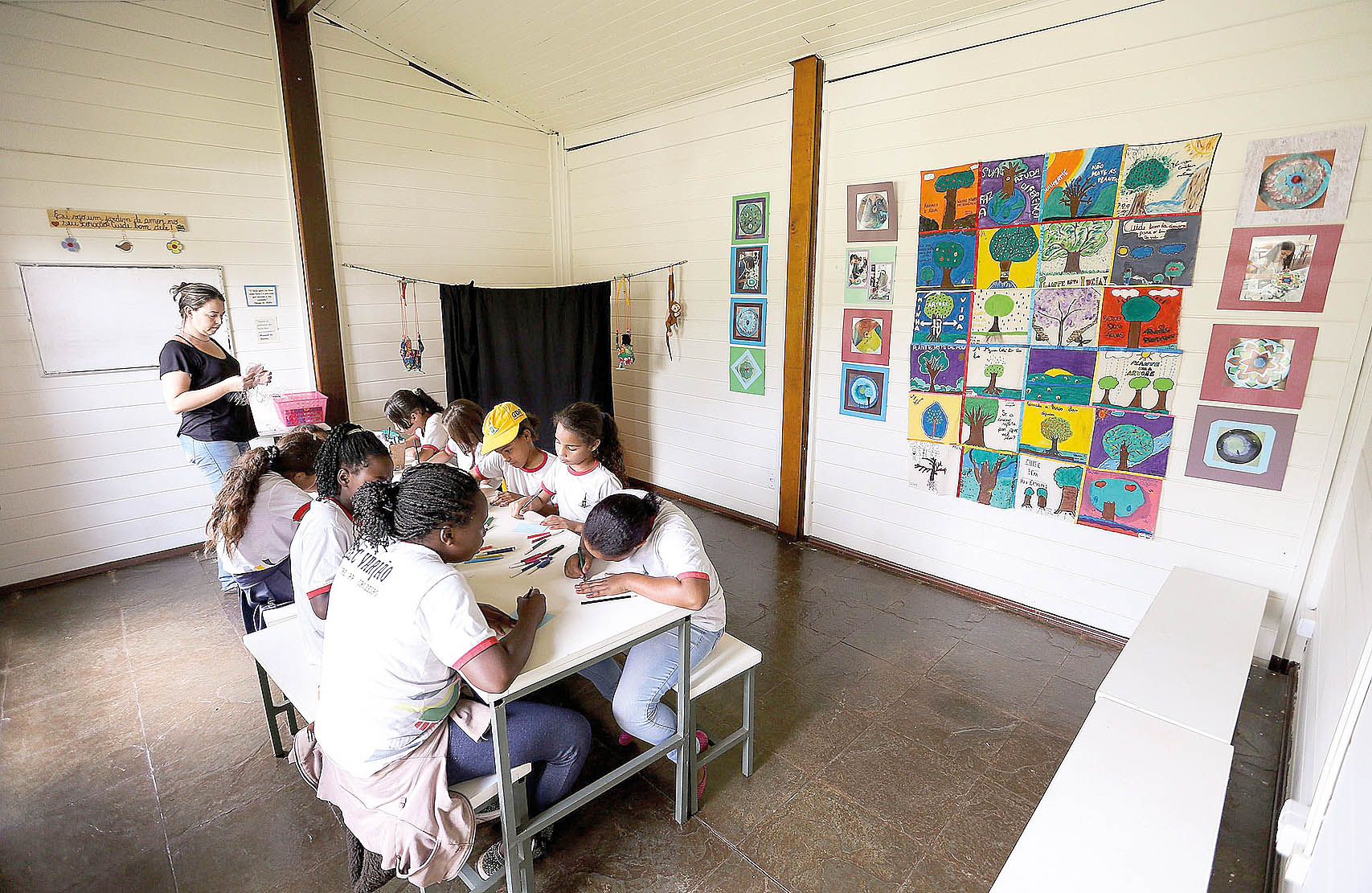 Brasil não precisa do Escola sem Partido, avalia ministro
