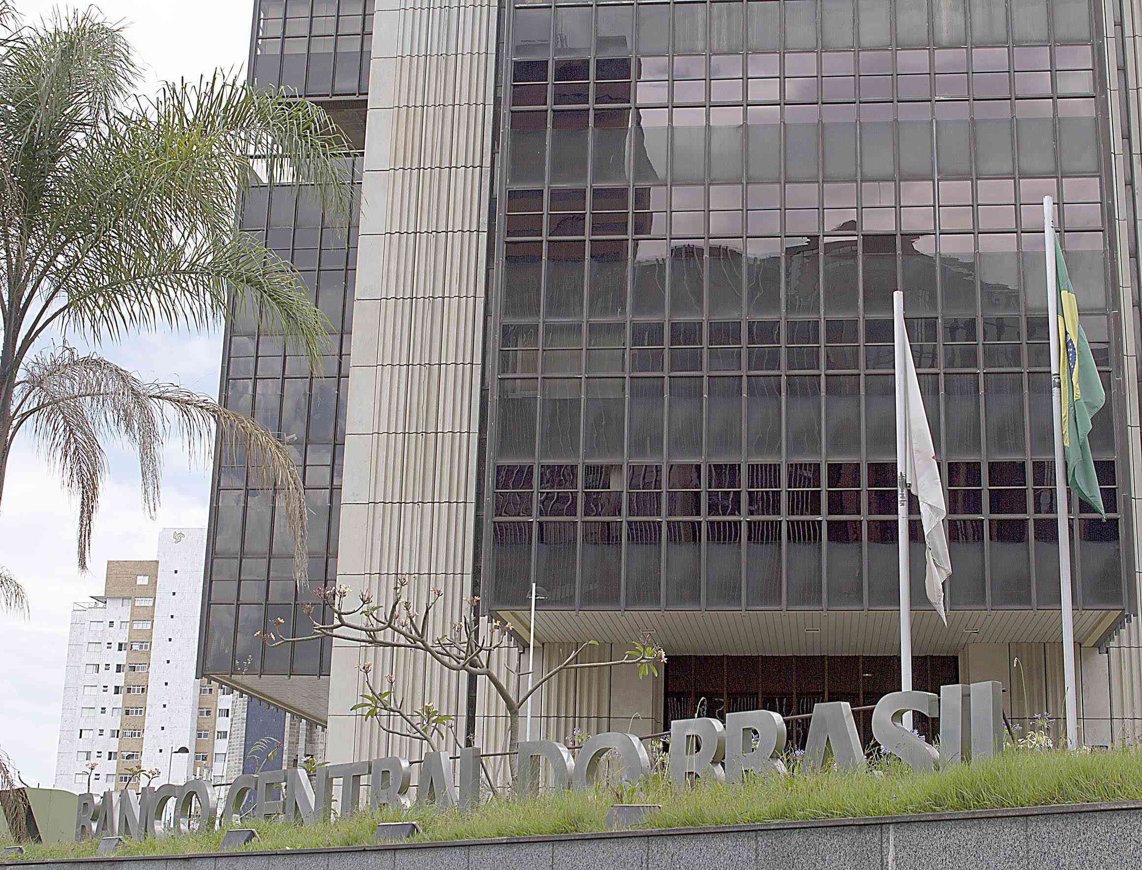 Analistas reduzem as projeções para a inflação
