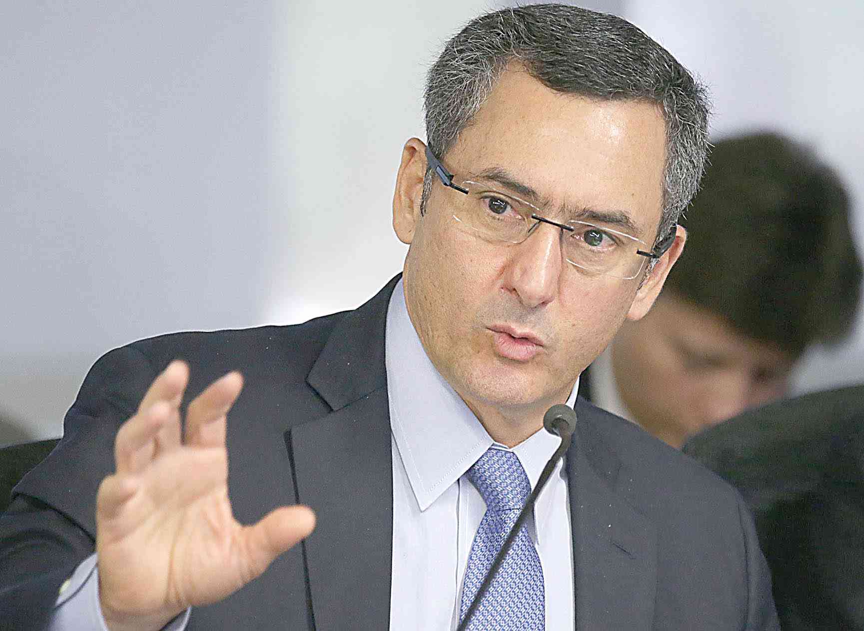 Guedes avaliará o novo PIS/Cofins