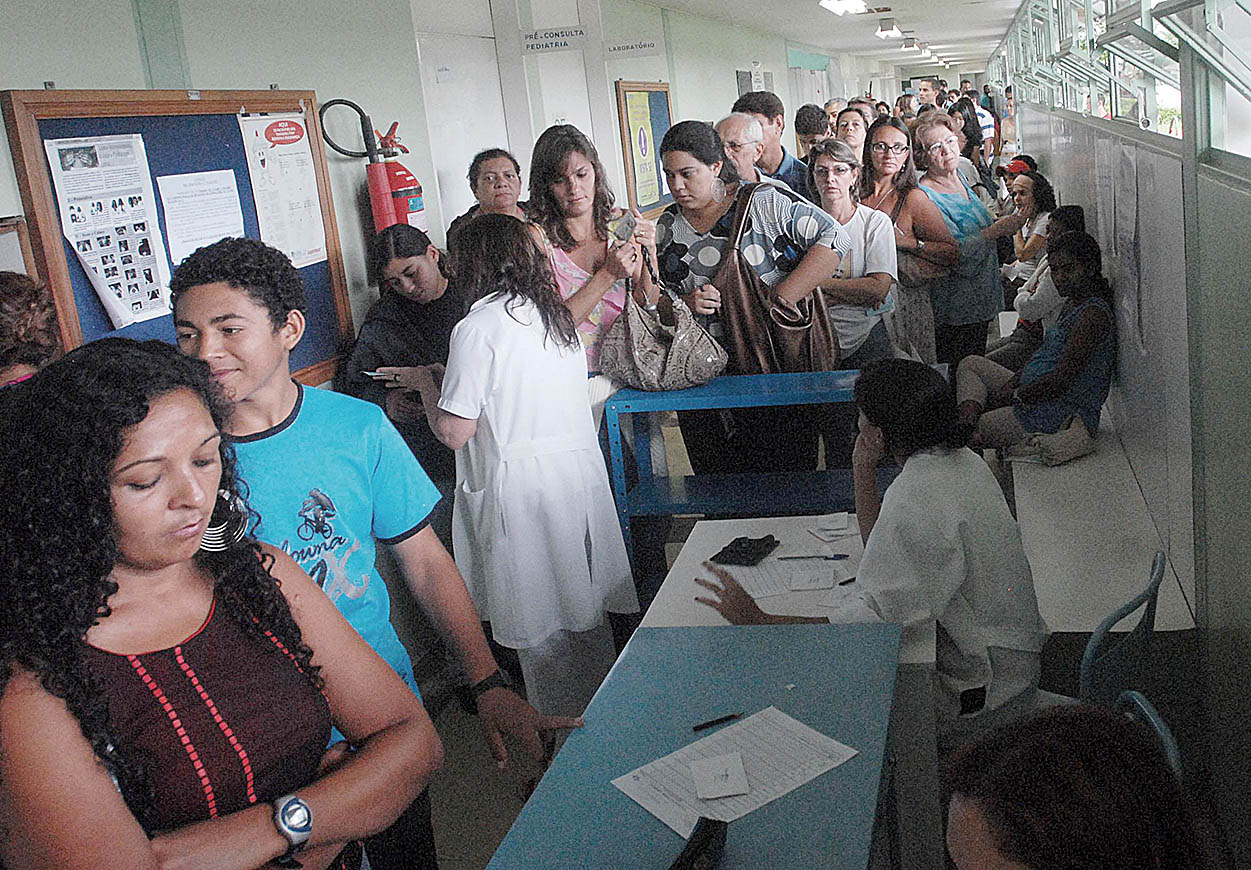 Sem recursos, saúde está em estado crítico