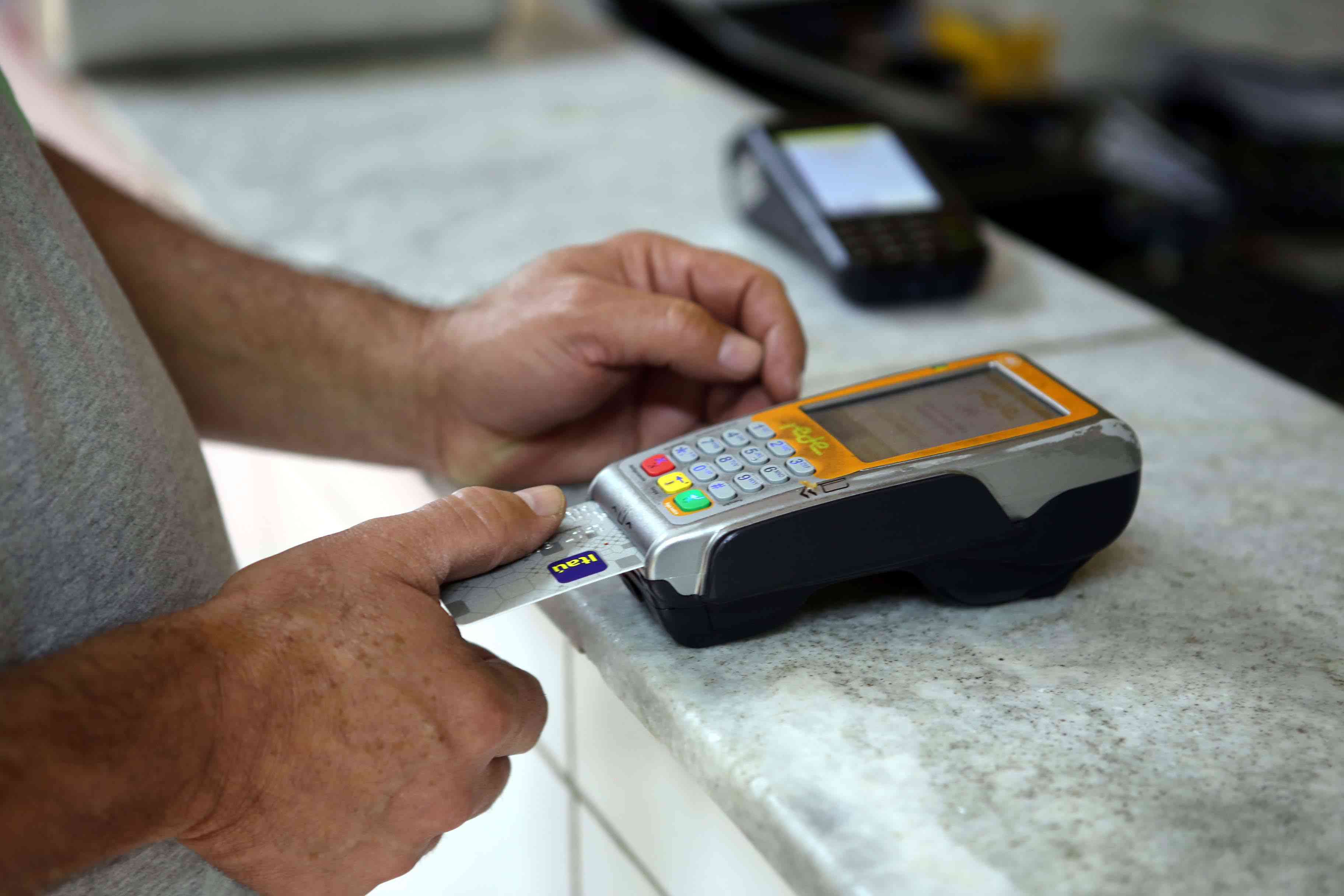 Experiência é critério de decisão de compra para 9 a cada 10 brasileiros, aponta pesquisa da PwC