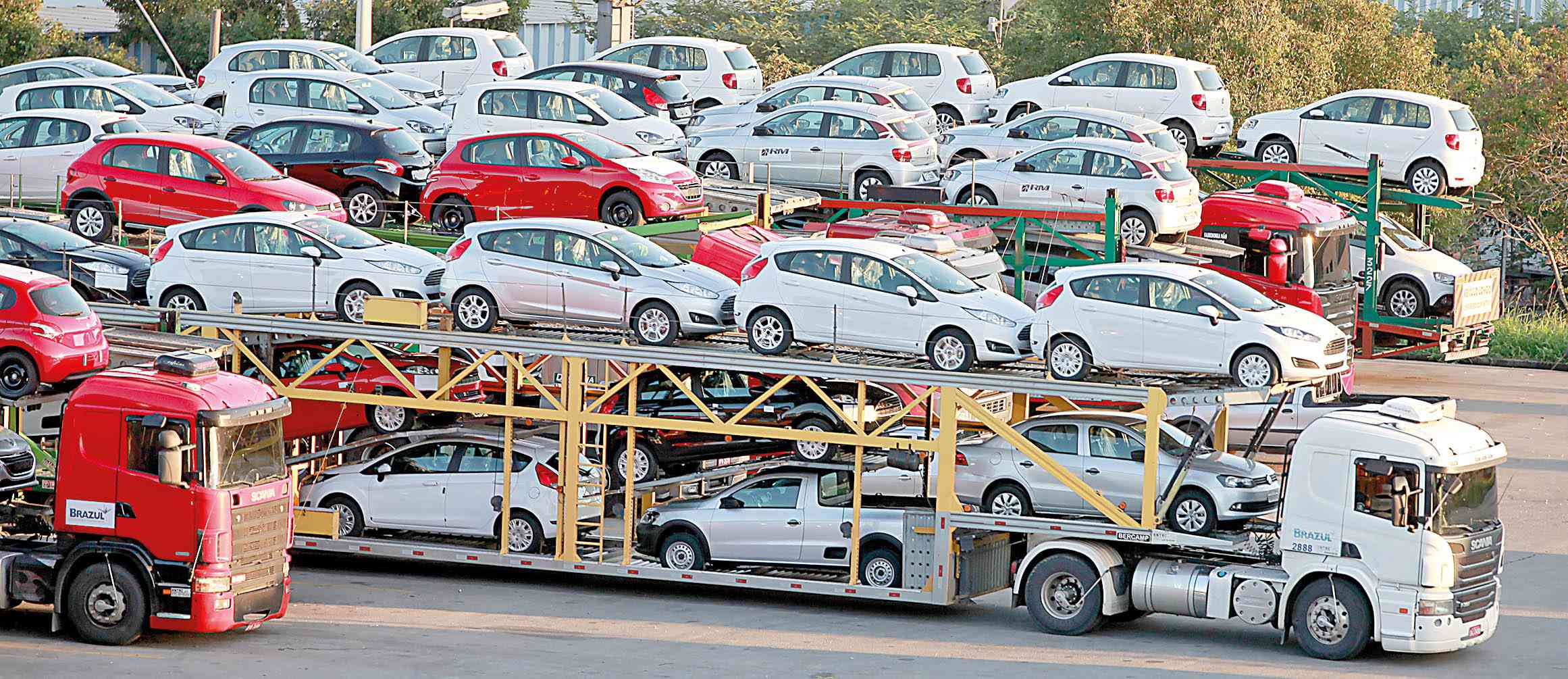 Venda de veículos em Minas recua em novembro