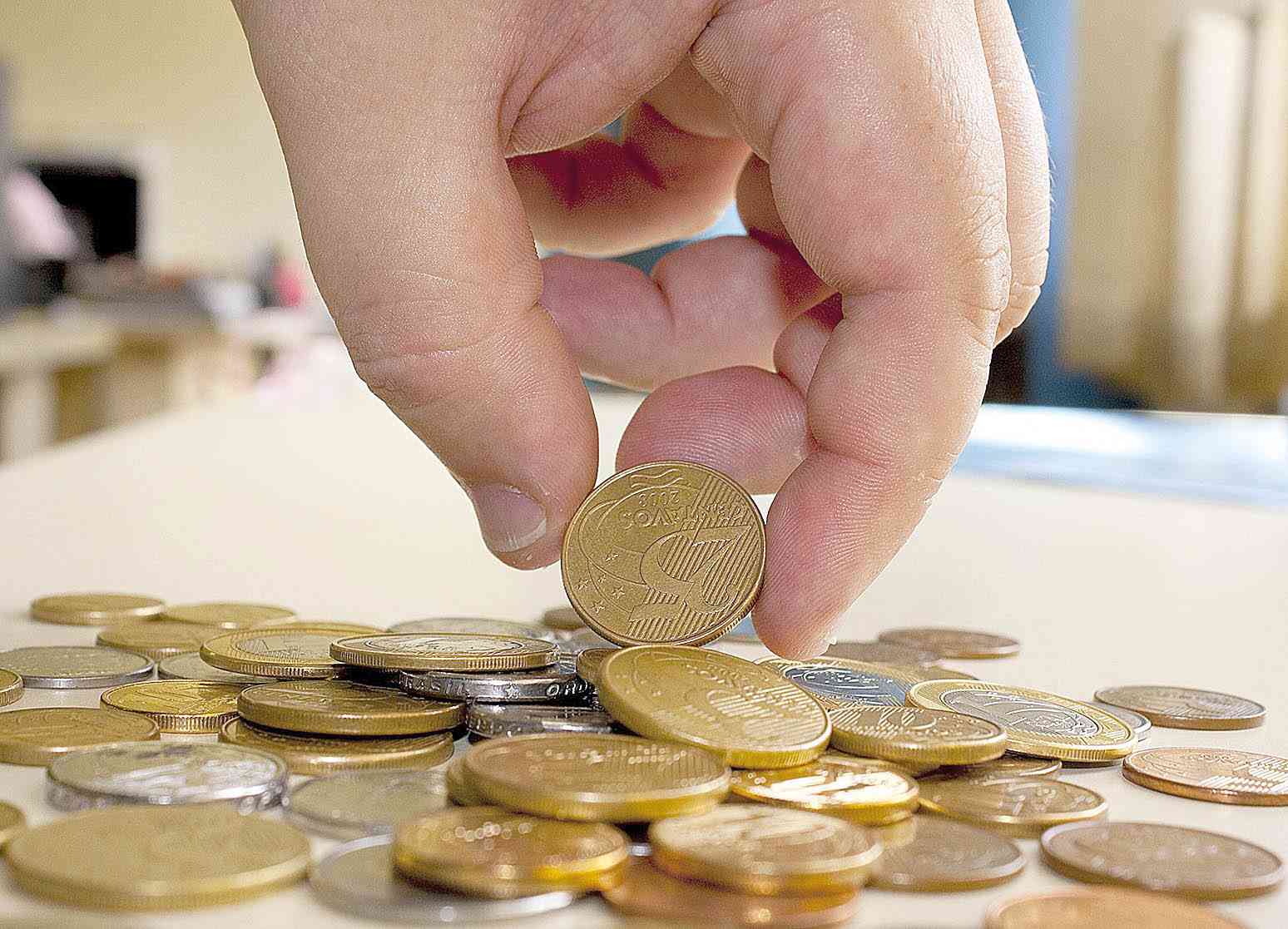 Inadimplência em Minas tem recuo de 0,8% em outubro