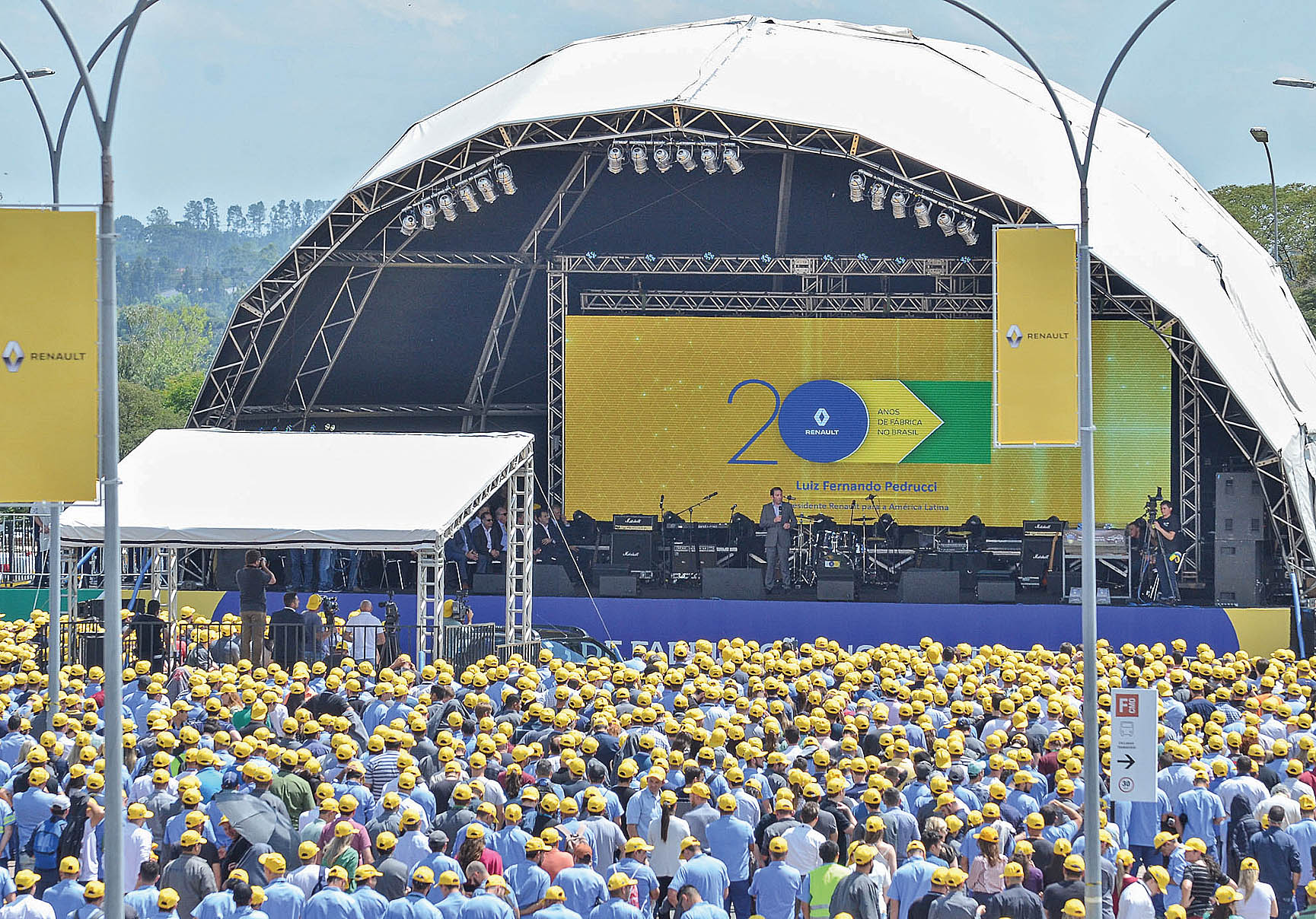 Renault comemora 20 anos de Brasil