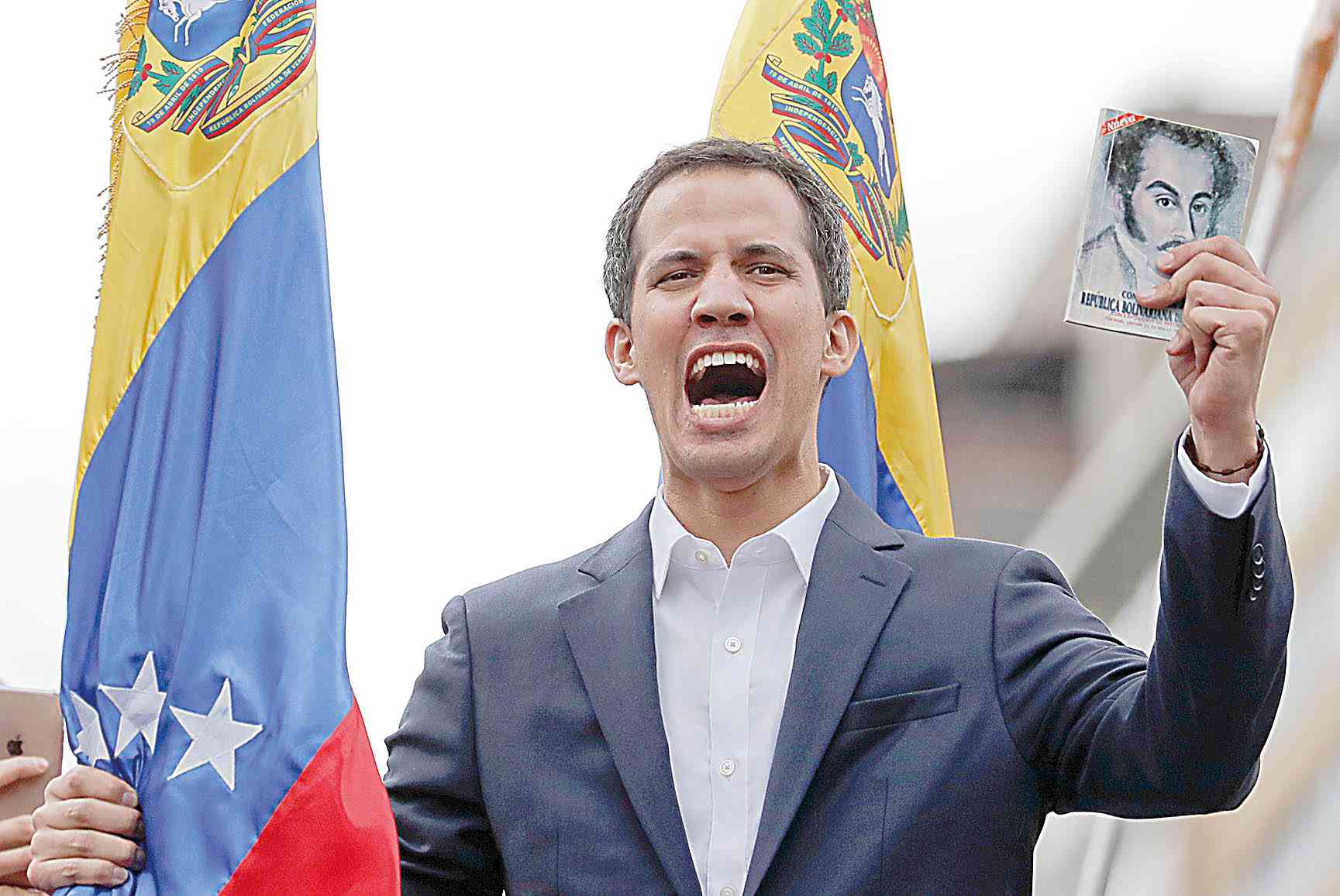 Guaidó é reconhecido pelo Brasil