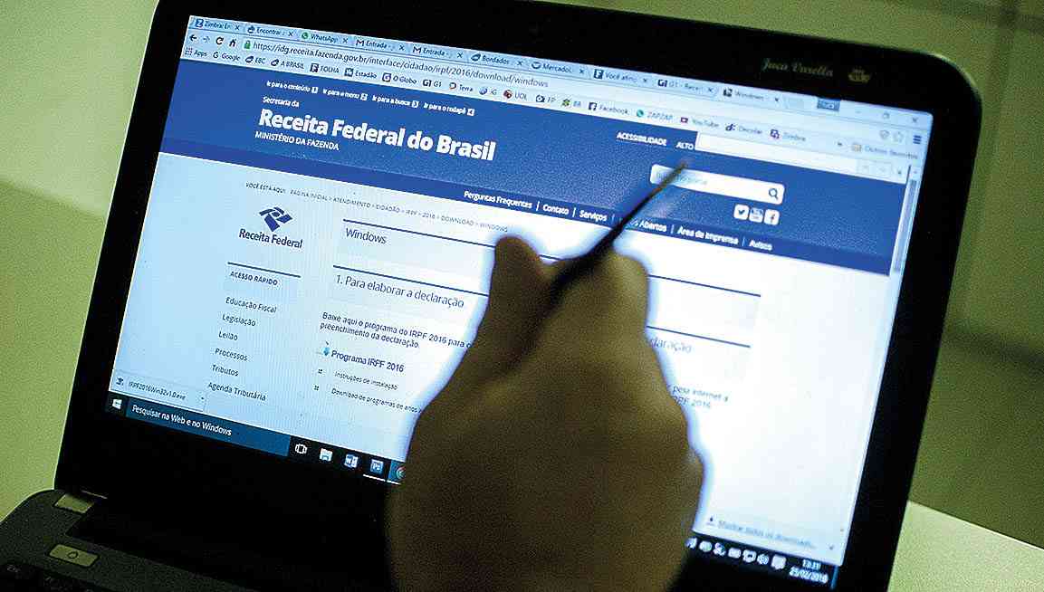 Receita libera R$ 667 mi de restituições