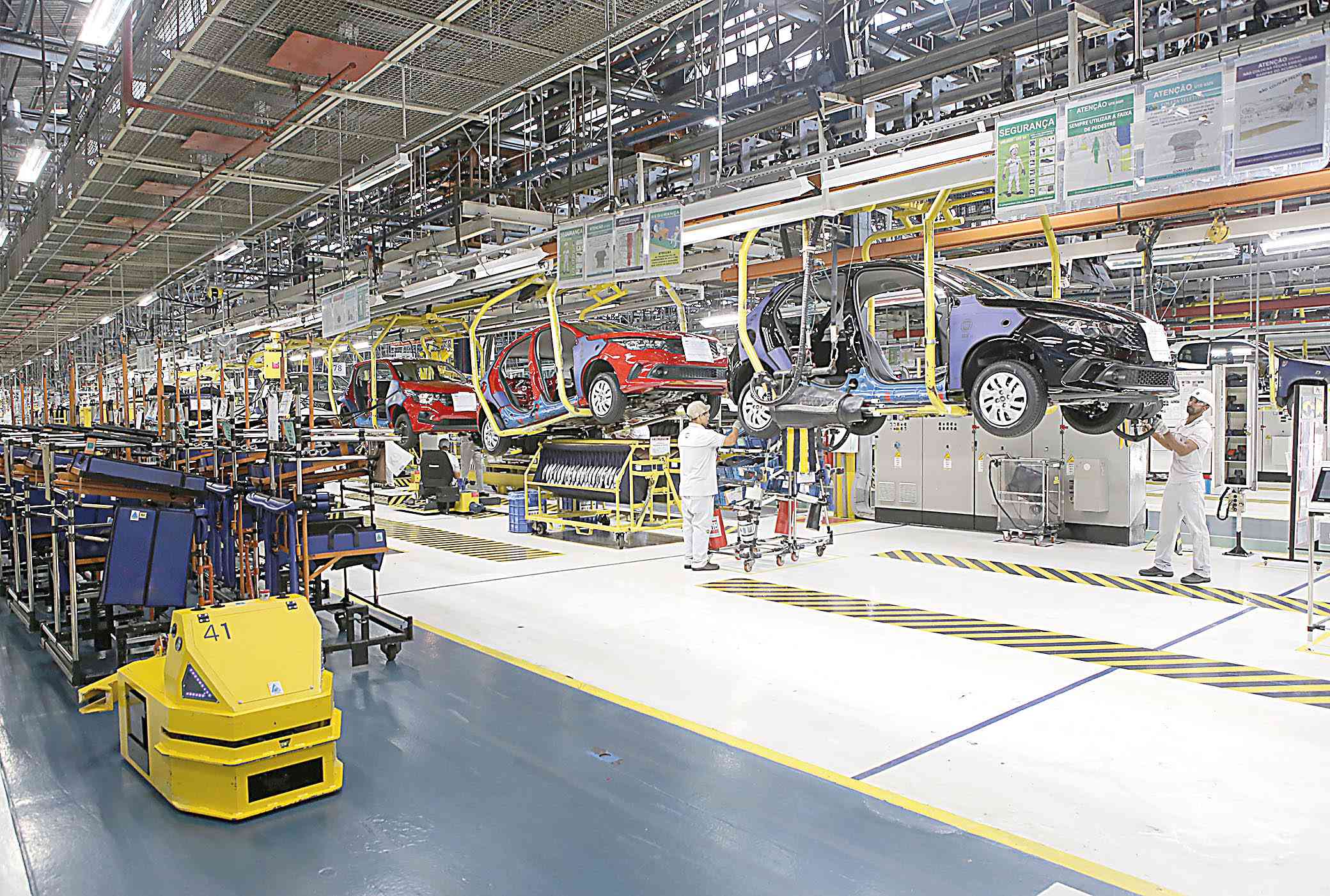 Brasil fecha ano com recuo de 13% no superávit