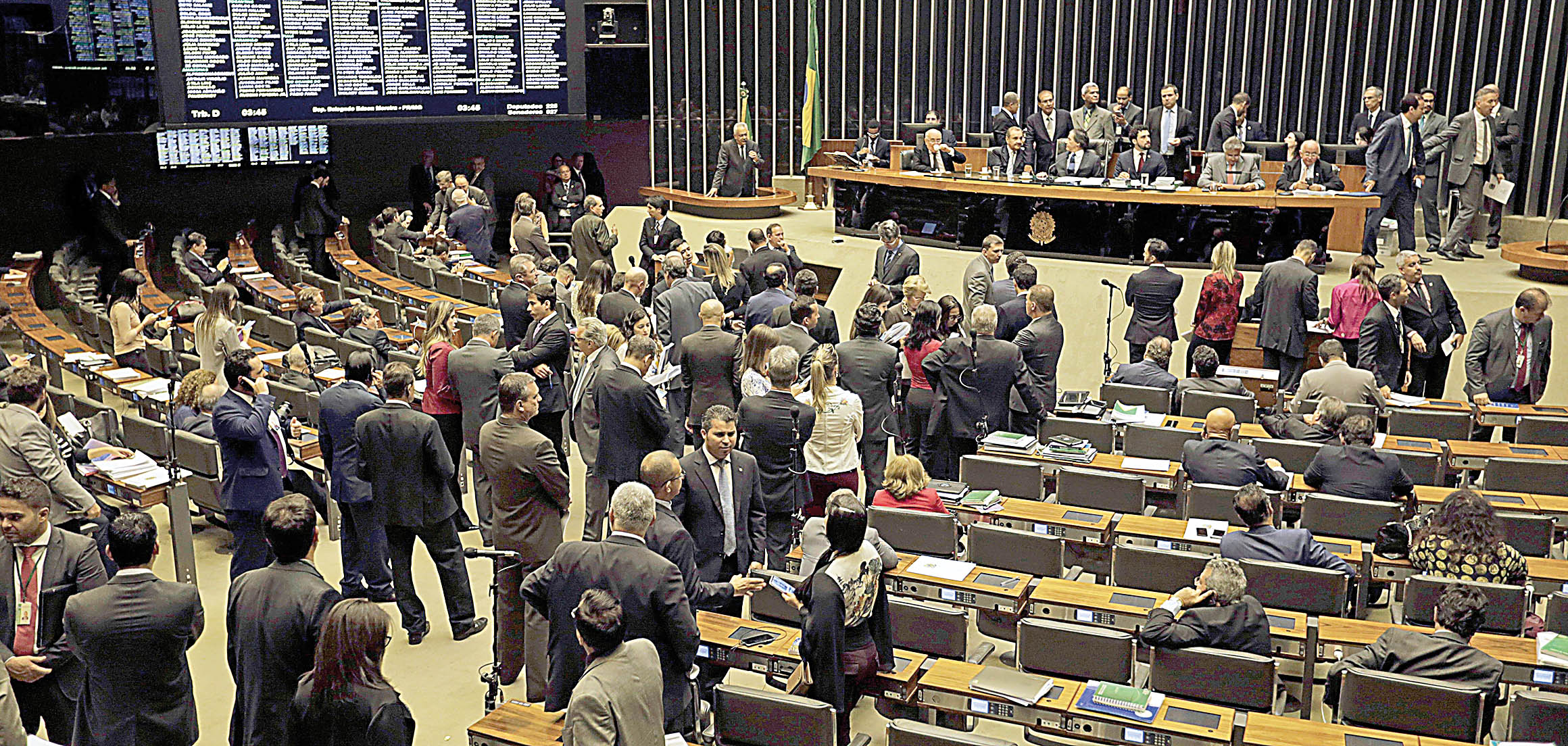 Novos deputados disputam ocupação de gabinetes
