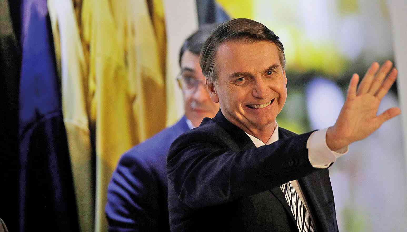 Bolsonaro é bem avaliado por 38,9% dos brasileiros