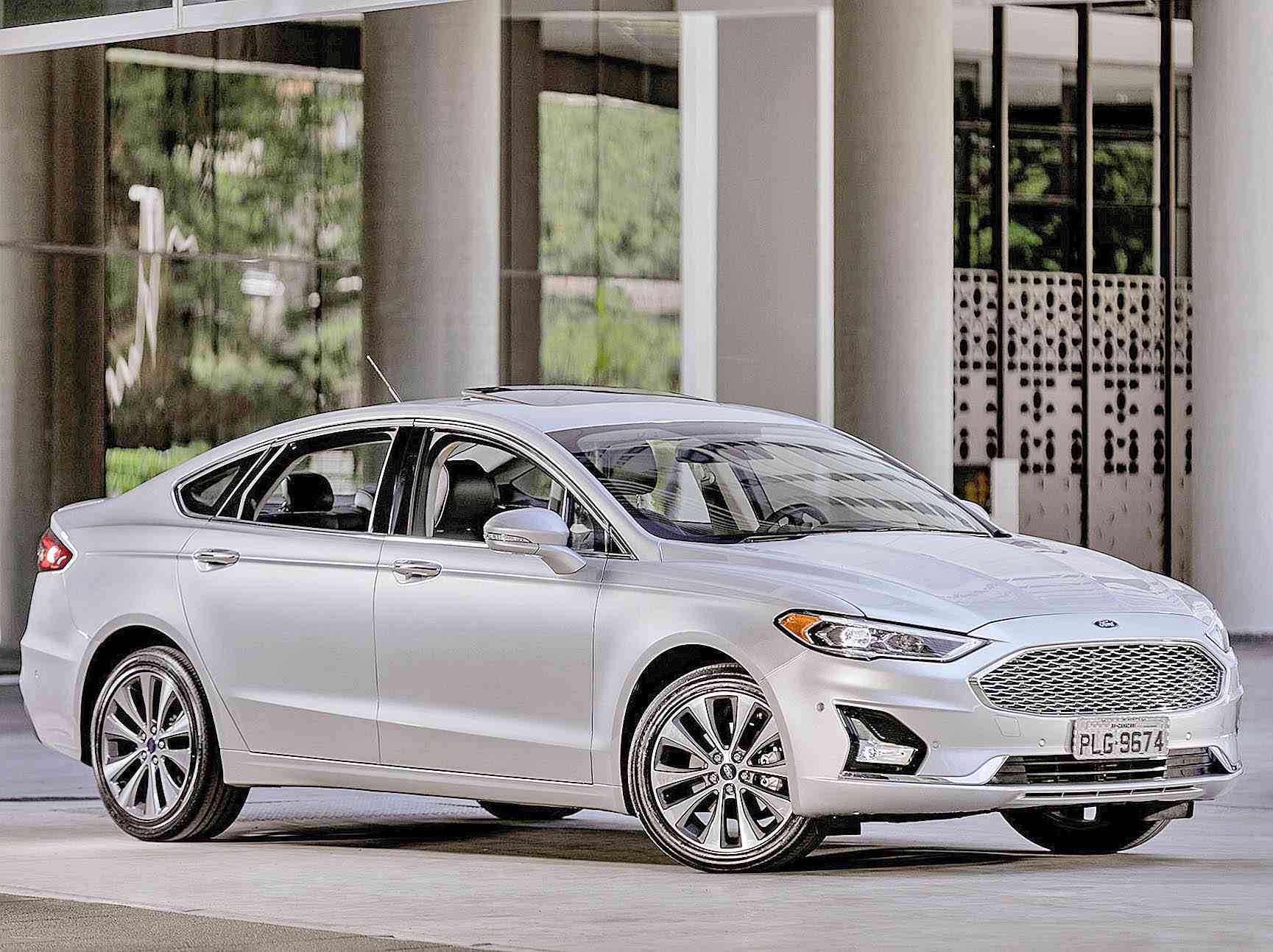 Ford lança a linha 2019 do sedan Fusion