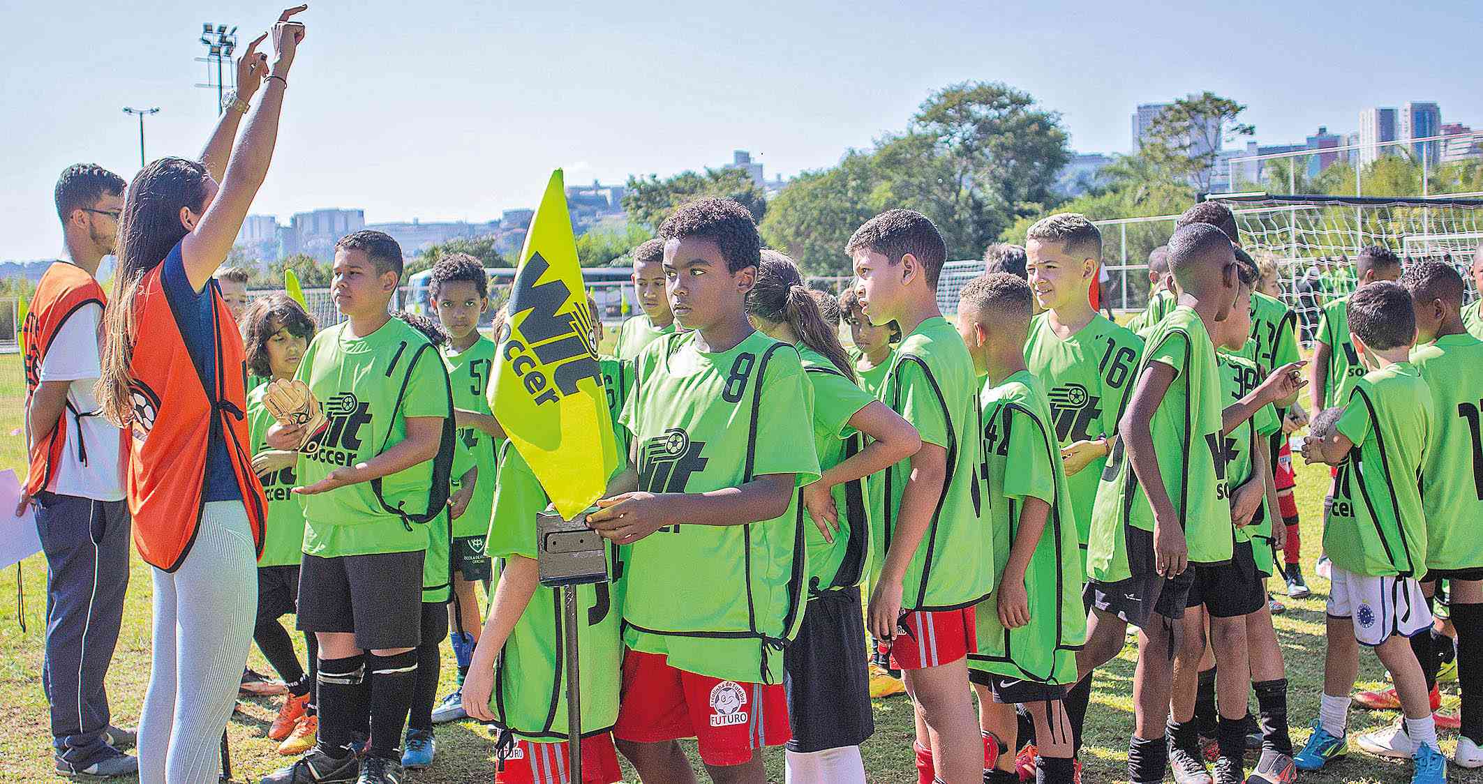 Sonho de ser jogador de futebol é aposta de startup