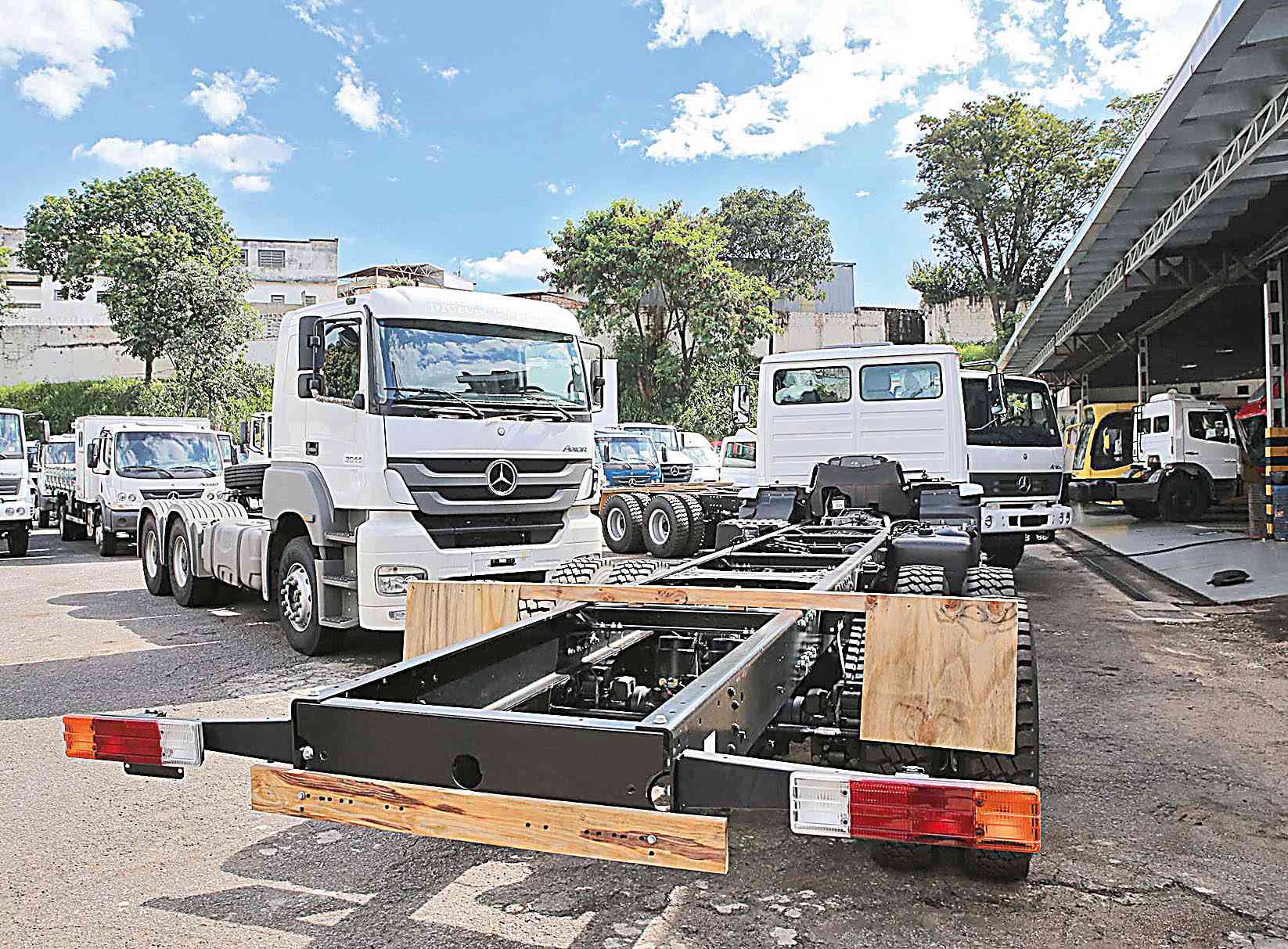 Vendas de caminhões sobem 89,13% no Estado