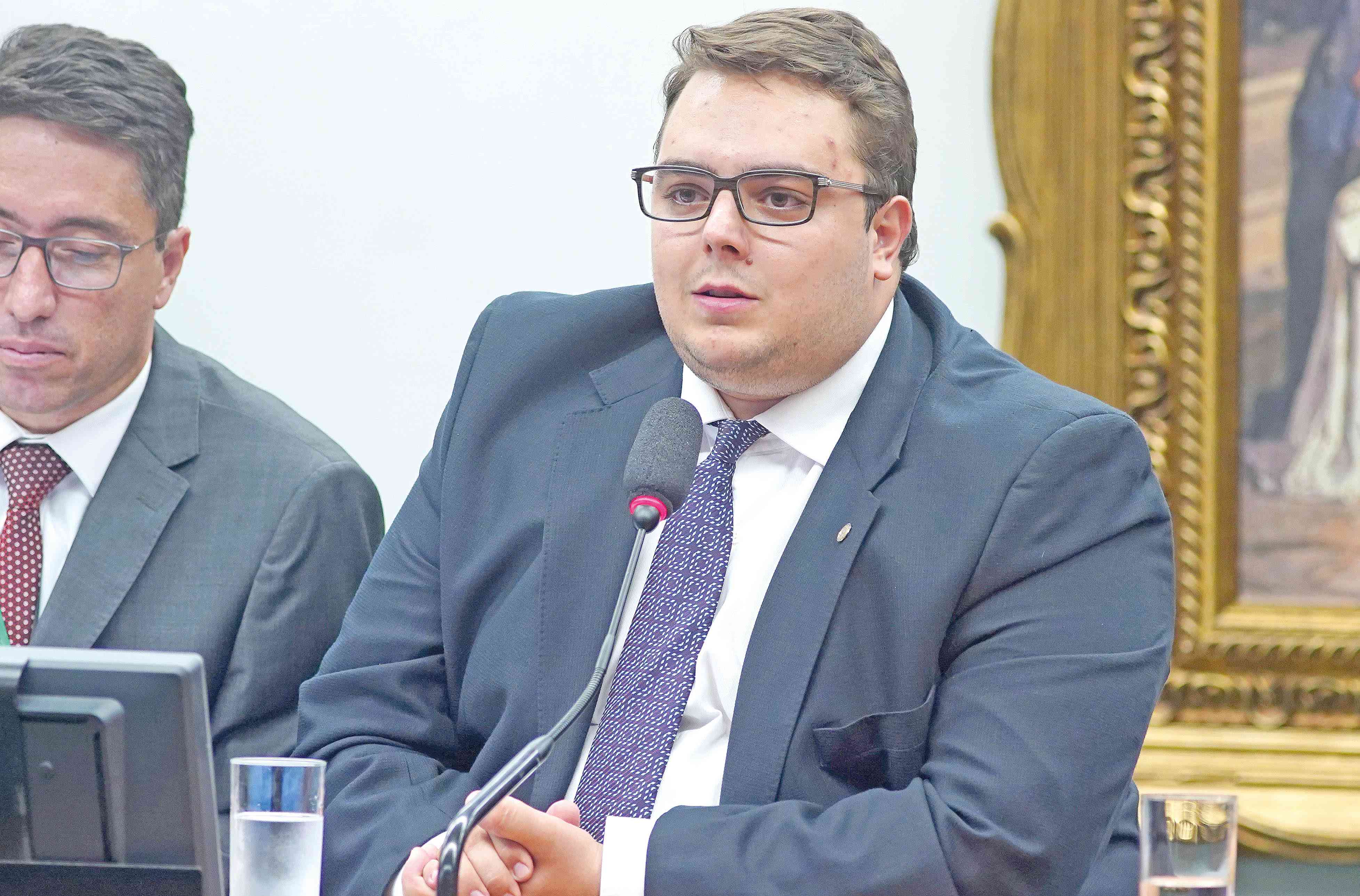 Votação da Previdência na CCJ deve ficar para abril