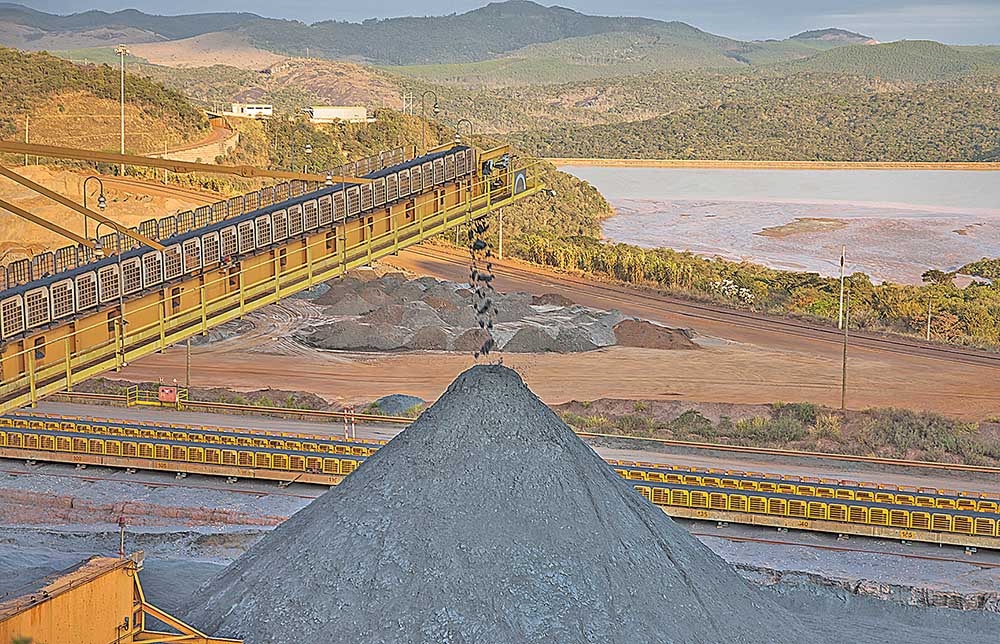 Mineração tem queda de 64% no faturamento em MG