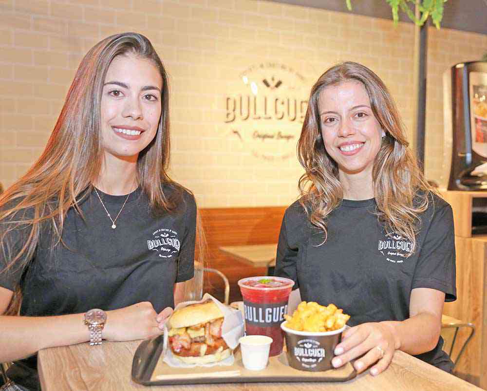 Clara e Laura Luciano garantem: oferecemos um produto muito bom com preço popular - Créditos: Edy Fernandes