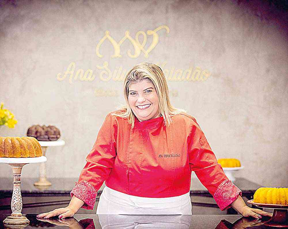 Chef mineira inaugura Escola de Confeitaria