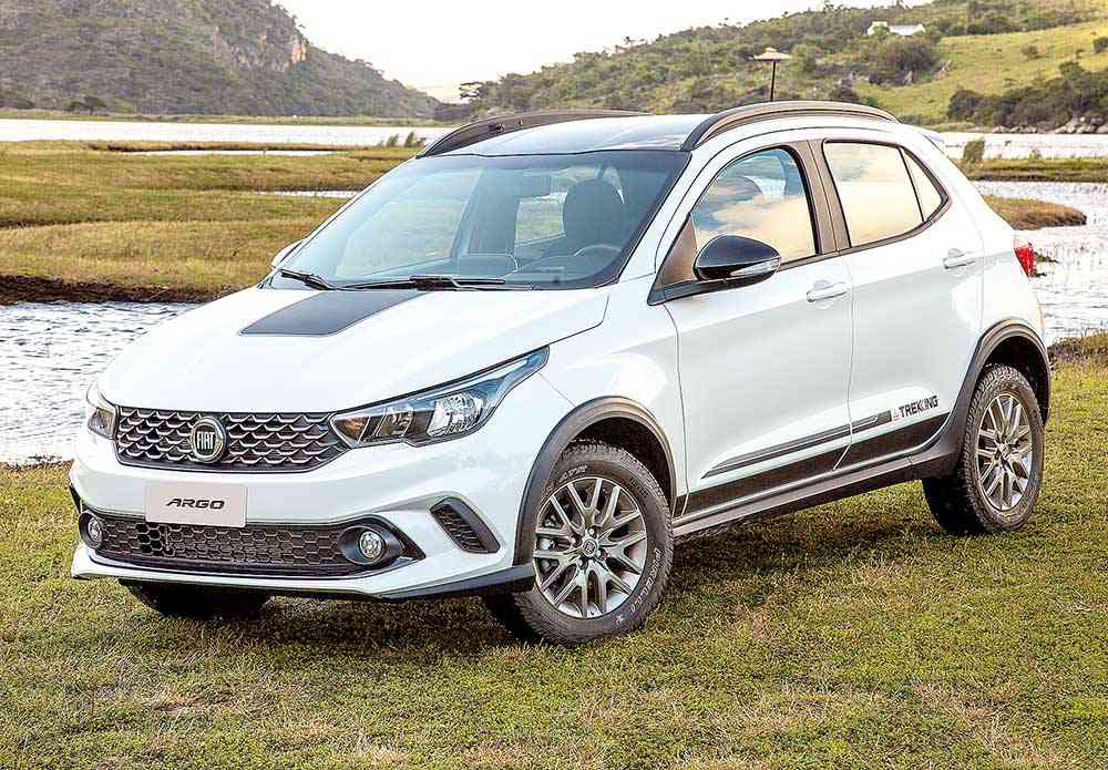 Fiat Argo passa a contar com a versão aventureira Trekking