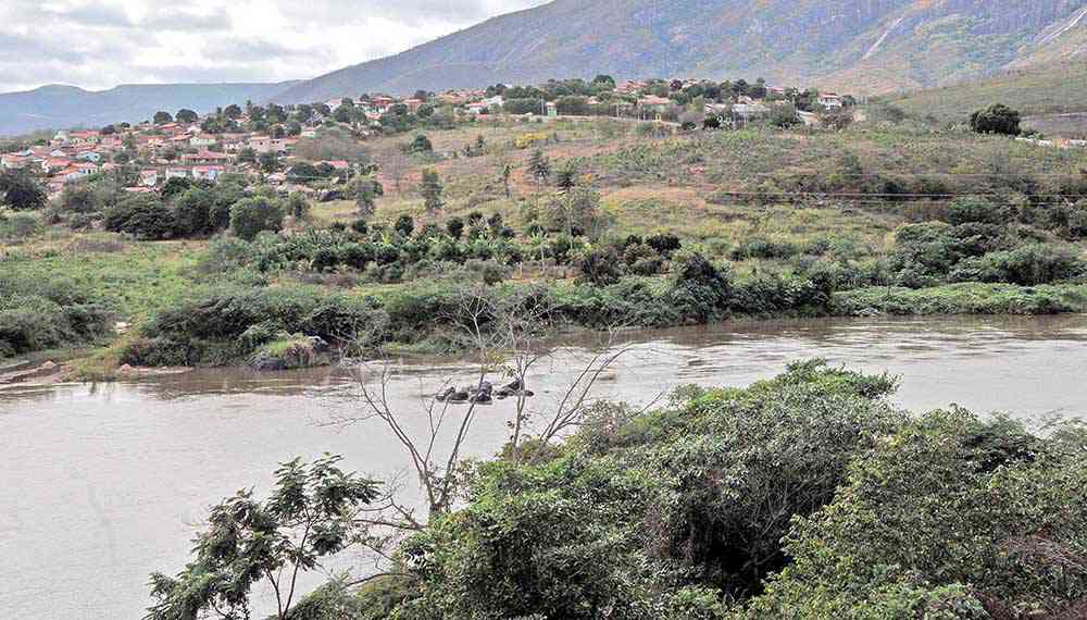 “Salve o Jequitinhonha” fiscaliza garimpos irregulares