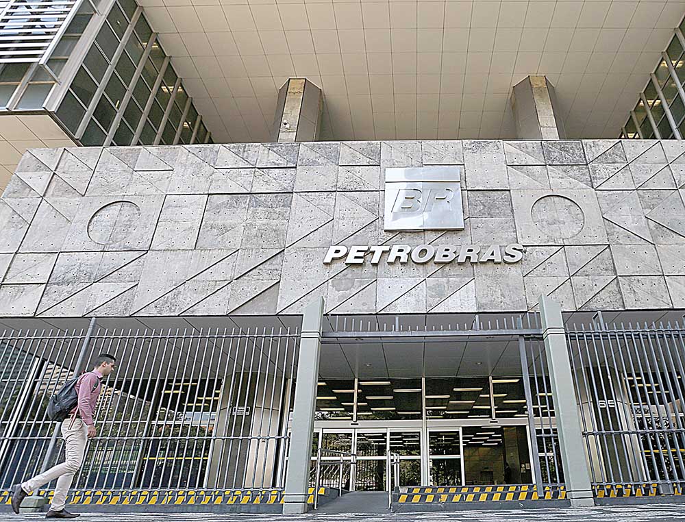 Petrobras fecha venda de ativos no valor de US$ 1,29 bi