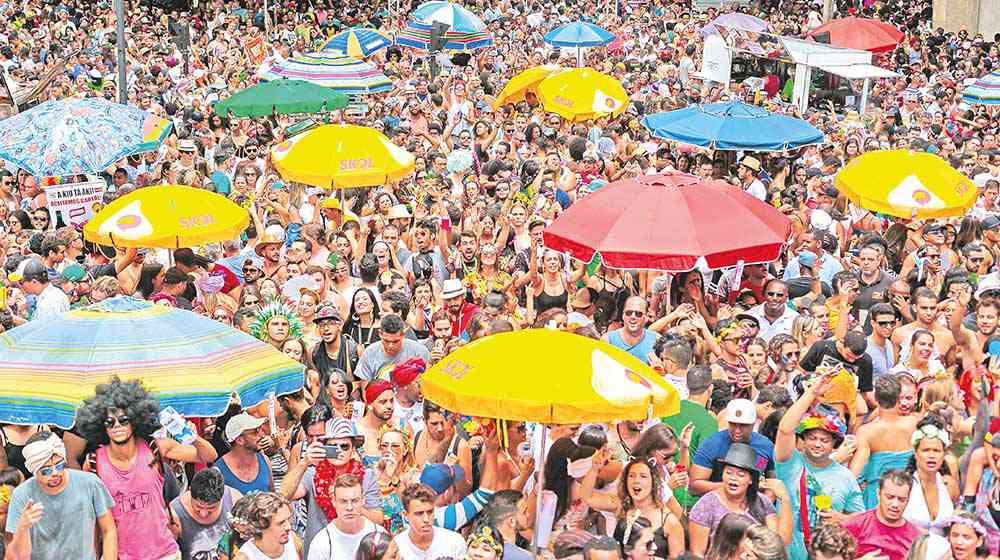 Comércio de Belo Horizonte solicita à Prefeitura autorização para vender bebidas no Carnaval