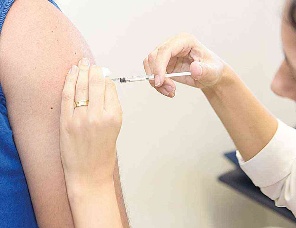 Vacinação contra a gripe é ampliada para toda a população