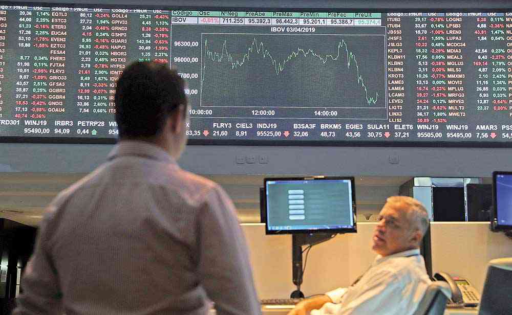 Ibovespa tem alta de 1,82% impulsionado pelo exterior