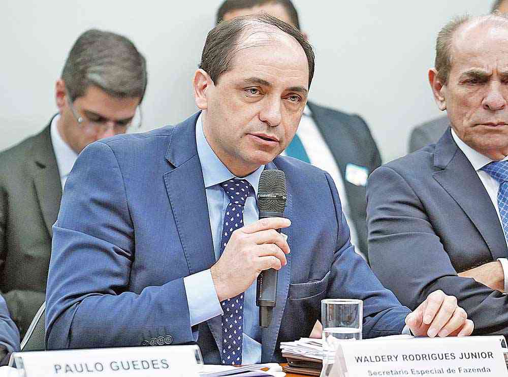 Novo bloqueio orçamentário pode ser anunciado neste mês
