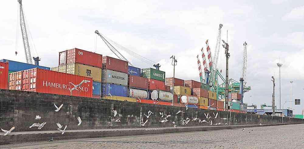 Porto de Santos  ampliará capacidade em 49% em 20 anos