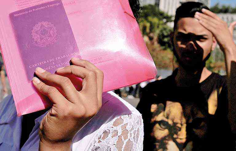Abismo entre modelo educacional  e o mercado de trabalho