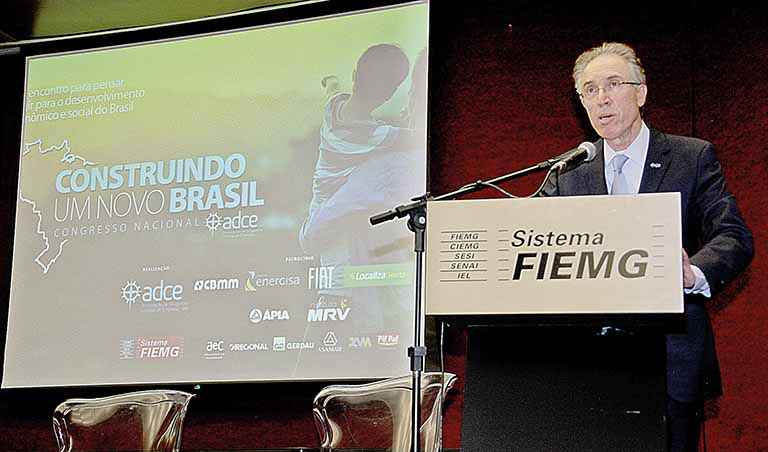 Problemas do País são discutidos pela ADCE