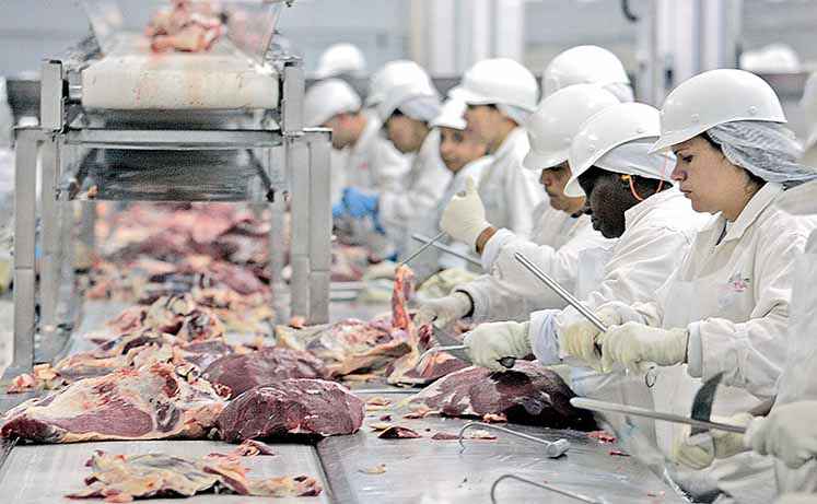 Frigoríficos: China autoriza 25 empresas brasileiras a realizar exportações