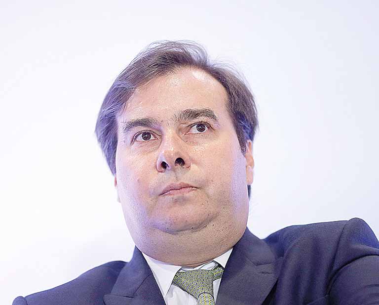 O presidente da Câmara, Rodrigo Maia, não escondeu sua insatisfação com a nova MP | Crédito: Adriano Machado/Reuters