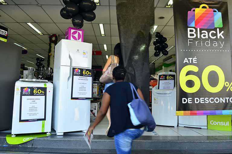Pesquisa mostra aumento das intenções de compra na Black Friday