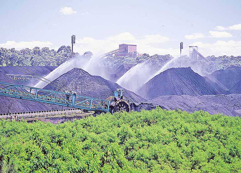 Indústria mineira acumula queda de 5,2% no faturamento em 2019