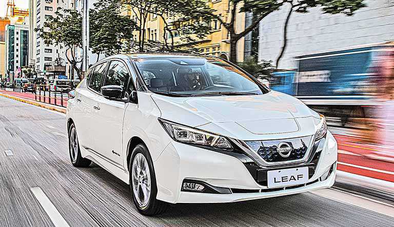 Nissan Leaf é apresentado no Brasil